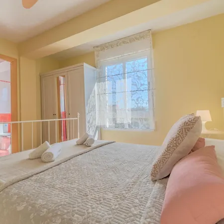 Apartamento Amplio Piso De 100m2 Con 3 Hab, Wifi Rapido, Ac Gandía