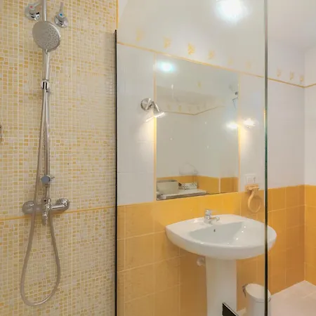 Amplio Piso De 100m2 Con 3 Hab, Wifi Rapido, Ac Apartamento Gandía