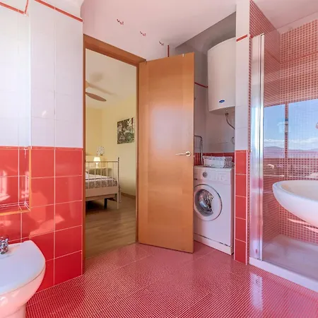Amplio Piso De 100m2 Con 3 Hab, Wifi Rapido, Ac Apartamento Gandía