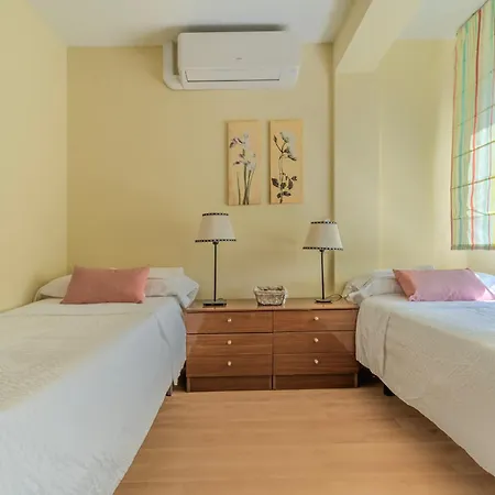 Amplio Piso De 100m2 Con 3 Hab, Wifi Rapido, Ac *