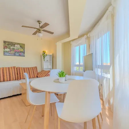 Amplio Piso De 100m2 Con 3 Hab, Wifi Rapido, Ac * 甘迪亚