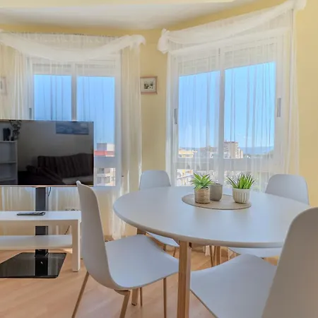 Amplio Piso De 100m2 Con 3 Hab, Wifi Rapido, Ac Apartamento